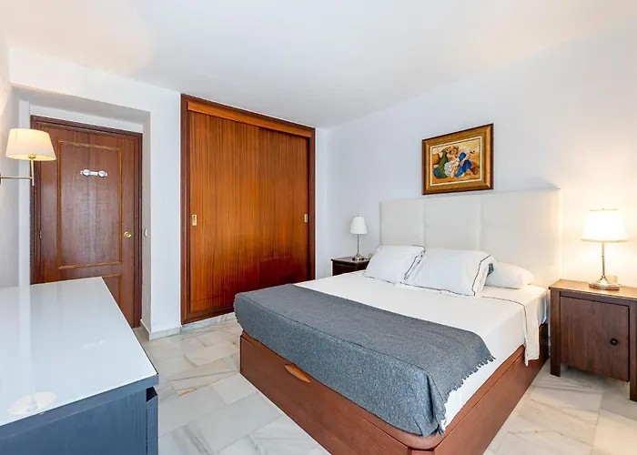 Apartamento 797 - Piso 3 En La Carihuela Con Piscina *