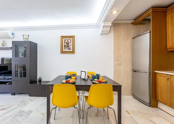 797 - Piso 3 En La Carihuela Con Piscina * Torremolinos