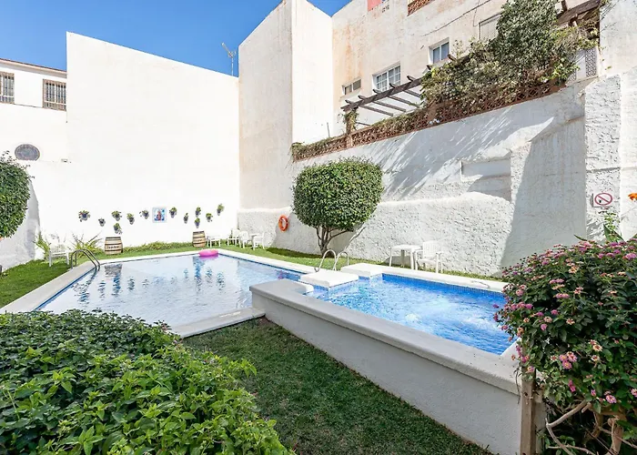 797 - Piso 3 En La Carihuela Con Piscina *